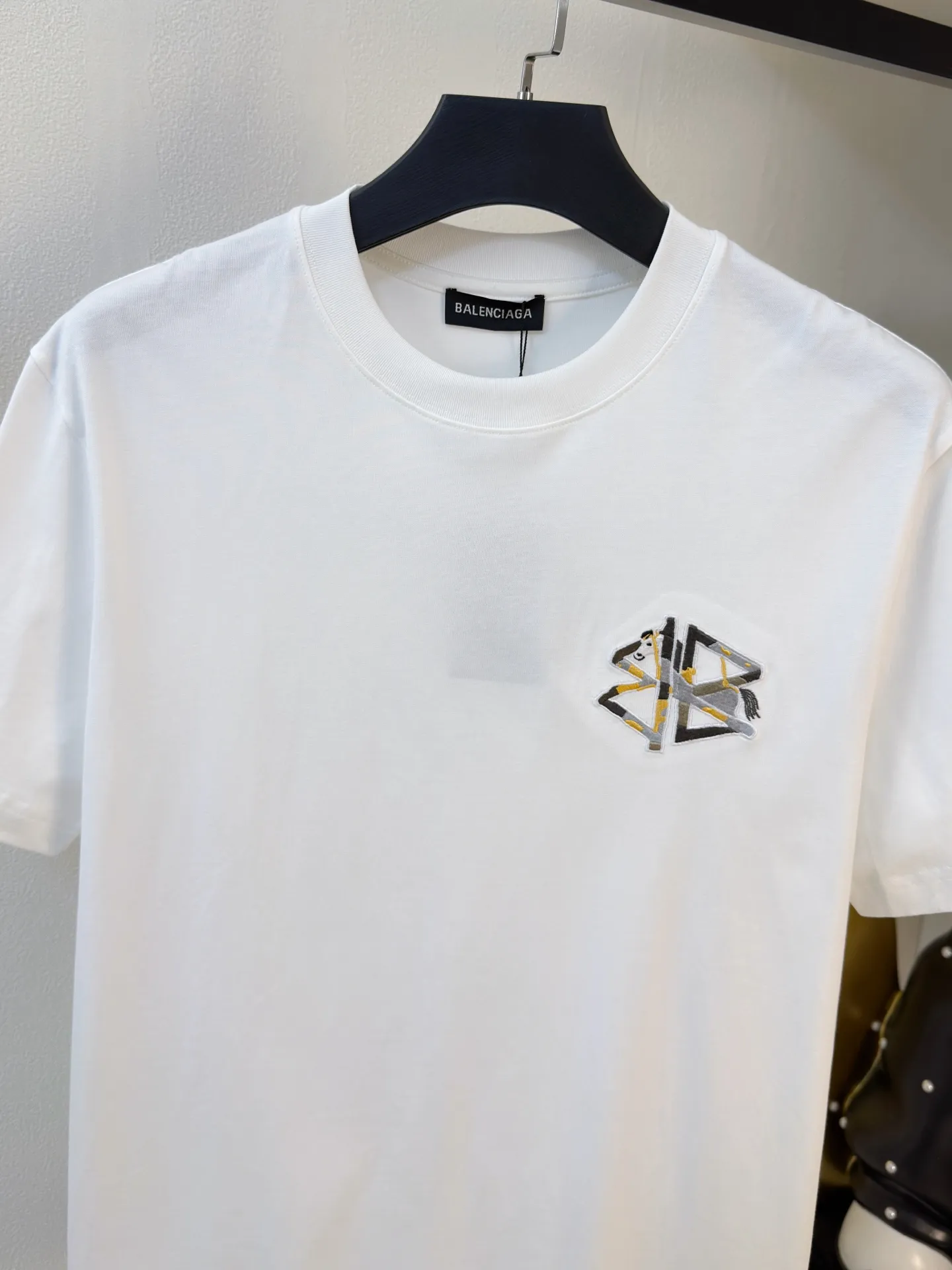 P190 New Arrival New Arrival T Premium ！ logo Premium . . . . . ！ ：Black White Sizes：M 3XL